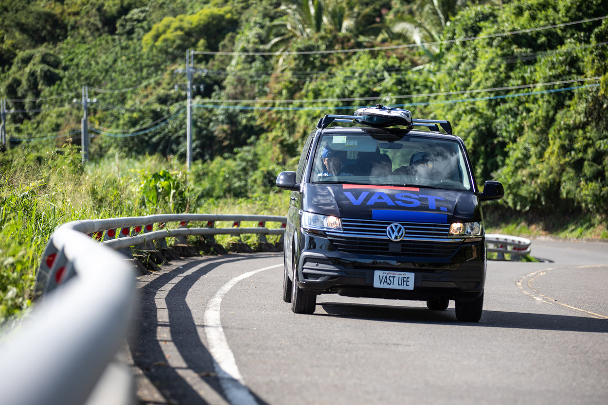 如何攜帶衝浪板最方便？軟式車頂架 vs 硬式車頂架一次搞懂！