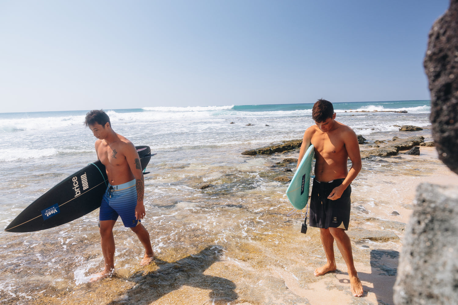 衝浪褲怎麼挑？男生女生都該知道的布料與穿搭建議