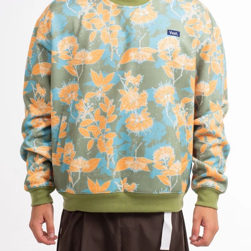 VAST Ode to the Islands Pullover 花草拓印衛衣 模特正面照 橘紅色
