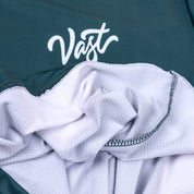 VAST FLOWER PATCH 防曬機能衝浪T Shirt-深綠色