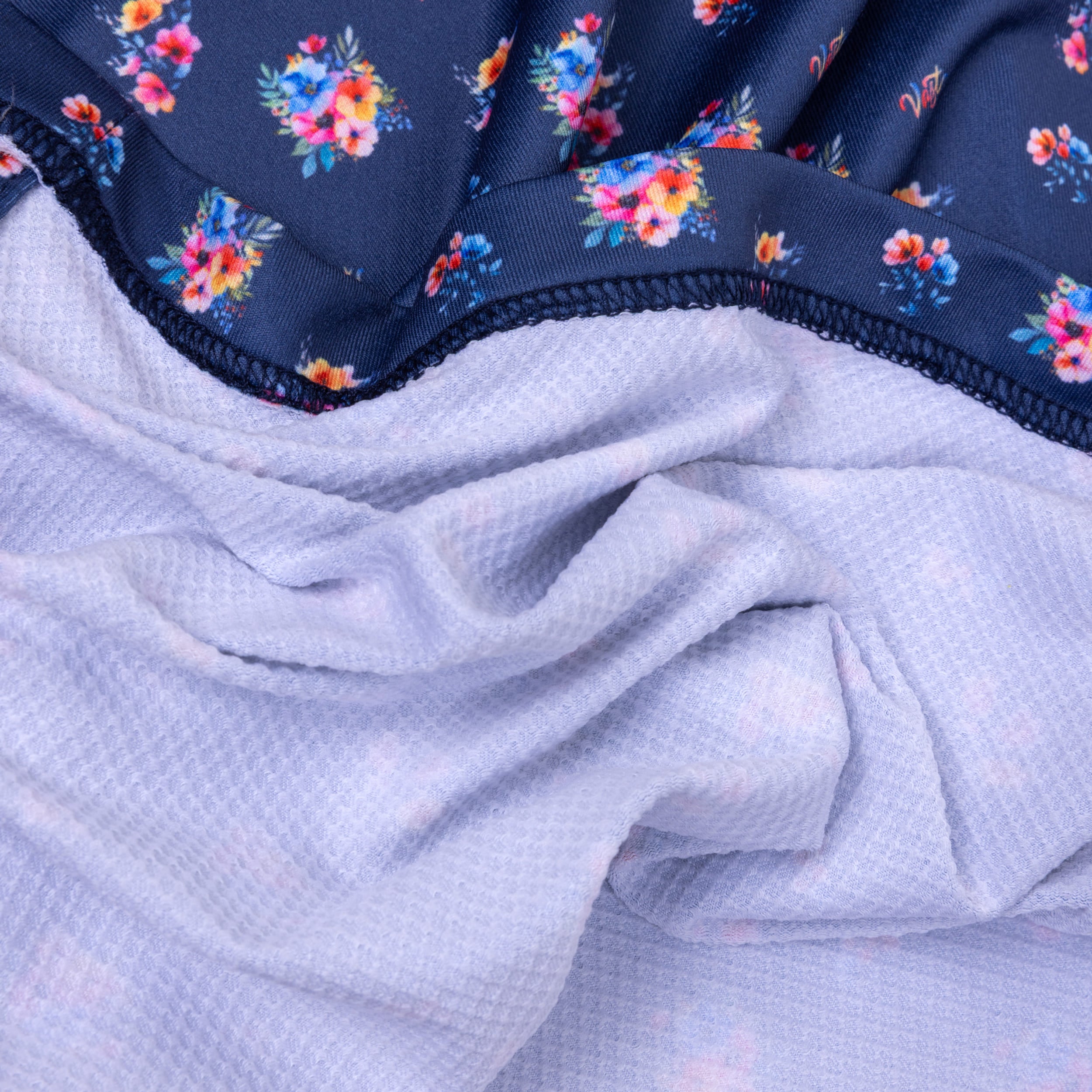 Aqua Terra Multi Floral Tech Button Up - 海軍藍 多色短袖襯衫