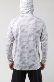 VAST Aqua Terra Lite Camo Tech Daily Hoodie 模特兒穿著展示 淺灰色