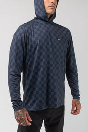 VAST Aqua Terra Lite Check Check Tech Daily Hoodie 模特兒穿著展示 黑色
