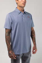 VAST Aqua Terra Linear Polo 模特兒穿著展示 藍