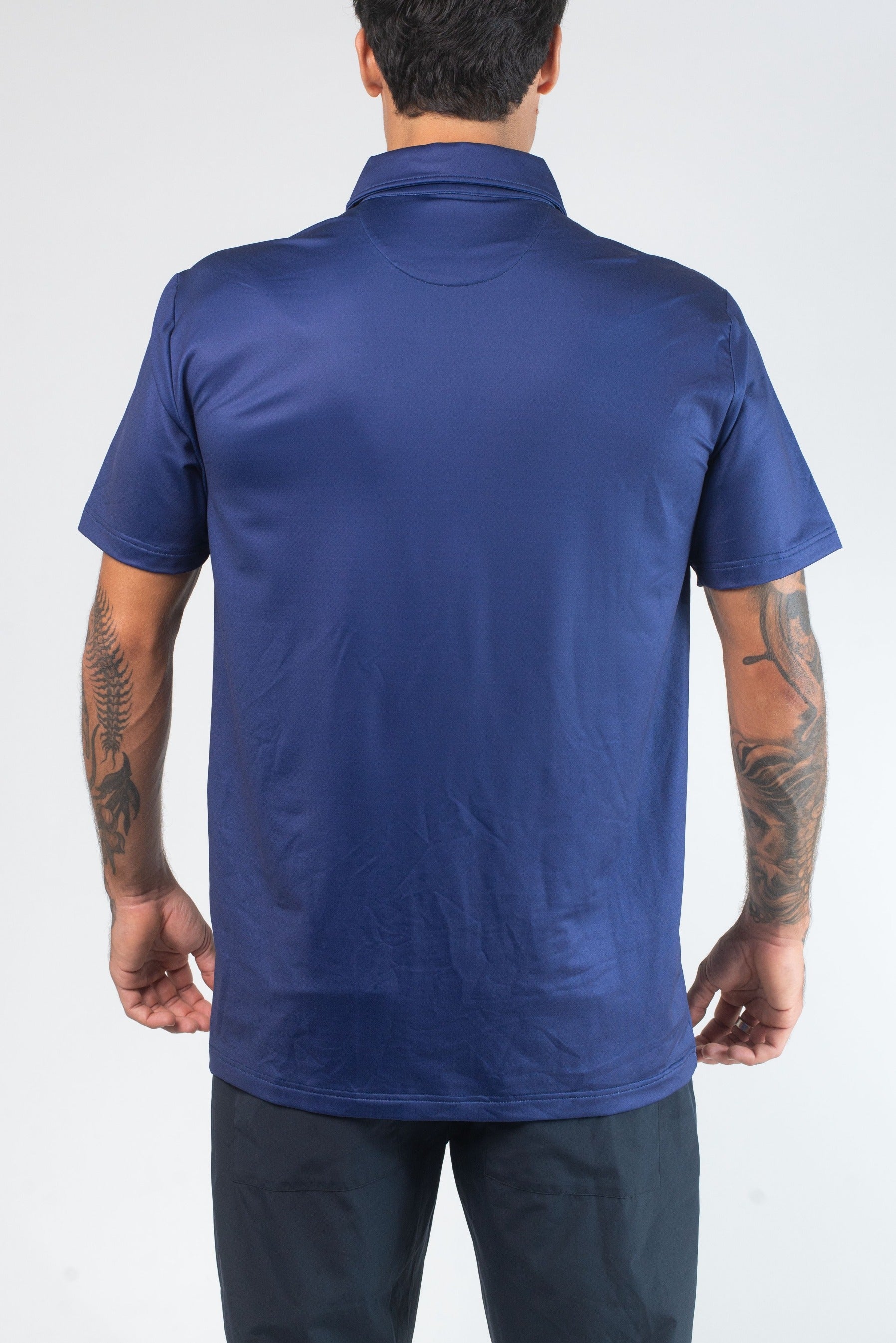 VAST Aqua Terra Formosa Bear Polo 模特兒穿著展示 藍
