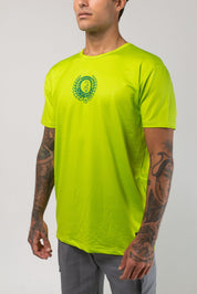 VAST Aqua Terra United Elements Tech Tee 模特兒穿著展示 萊姆綠