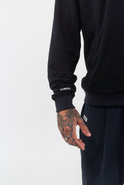 VAST Elements Pullover 模特兒穿著細節 黑色