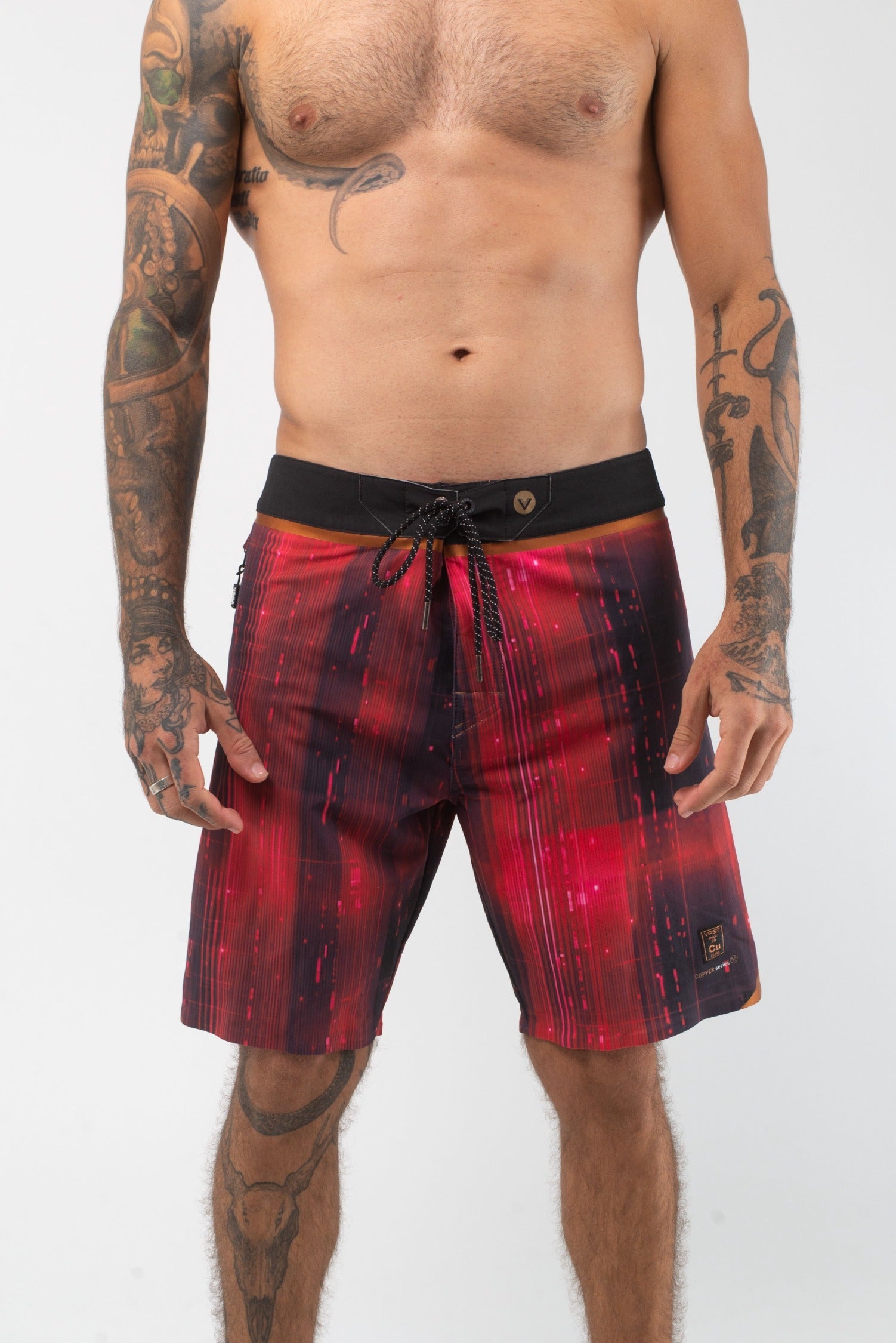 VAST Red Rum Copper Boardshort 模特兒穿著展示 紅