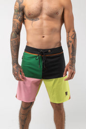 VAST Color Blocks 4 Copper Boardshort 模特兒穿著展示 綠