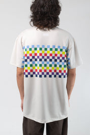 VAST Aqua Terra Colors Tech Tee 模特兒穿著展示 淺石色