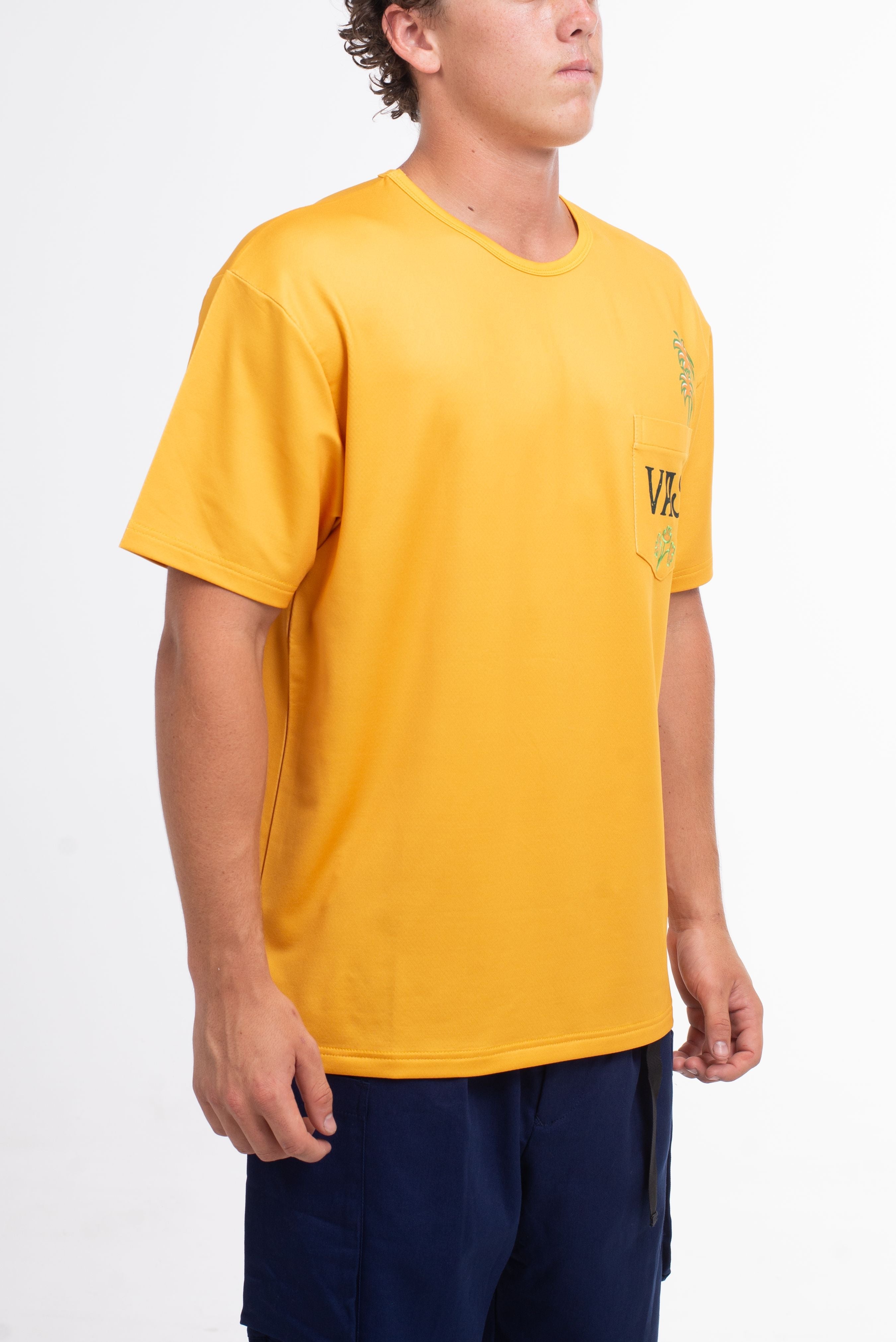 VAST Yogi Peace Pocket Standard Fit Tee 防曬機能衝浪衣 官方商品圖 8 橘紅色