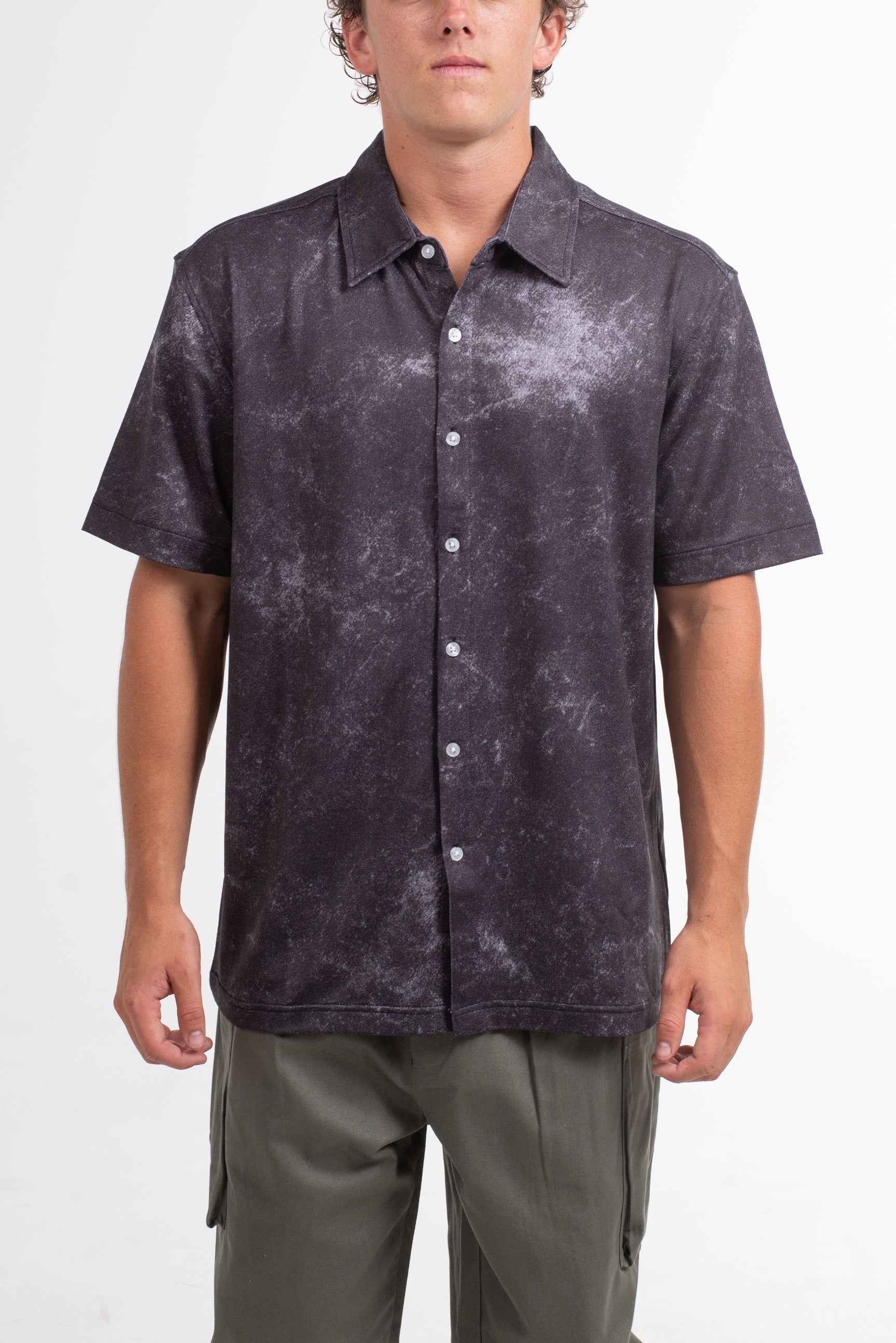 VAST Patina Button Up 防曬機能衝浪短袖襯衫 官方商品圖 5 黑色