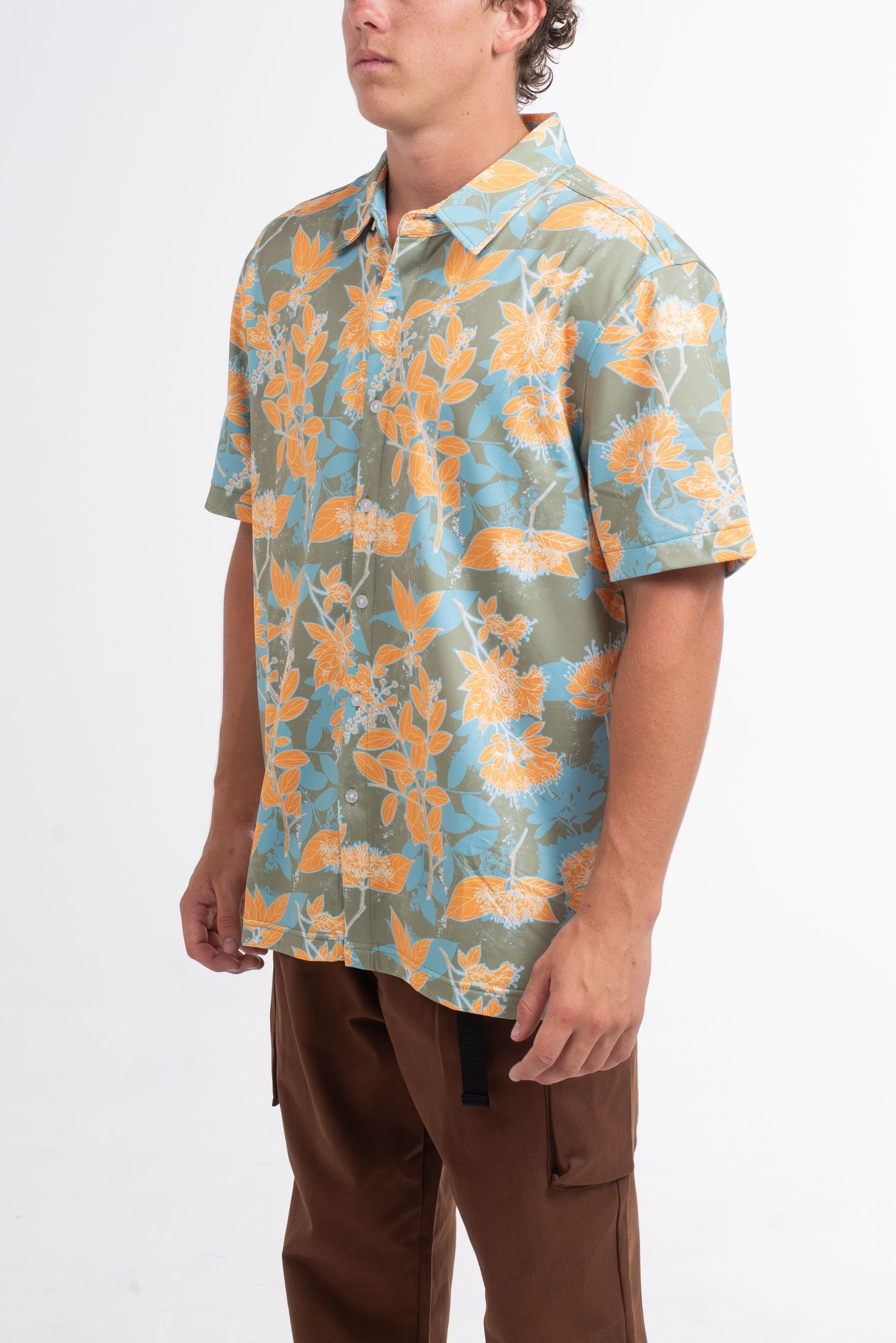 VAST Ode to the Islands Button Up 防曬機能衝浪短袖襯衫 官方商品圖 7 橘紅色