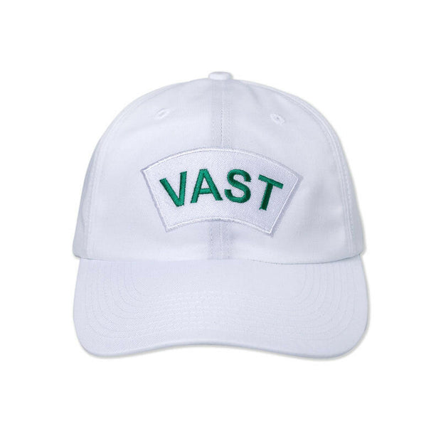 VAST 質感刺繡Logo棒球帽 - 白色