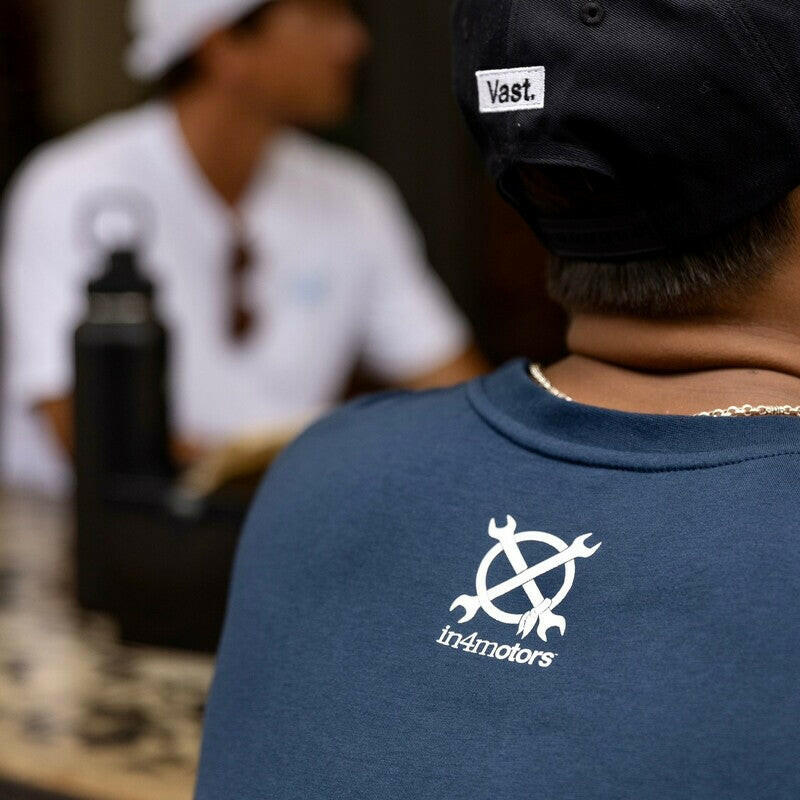 VAST X RWB X In4mation聯名 桂冠葉長袖上衣 - 海軍藍