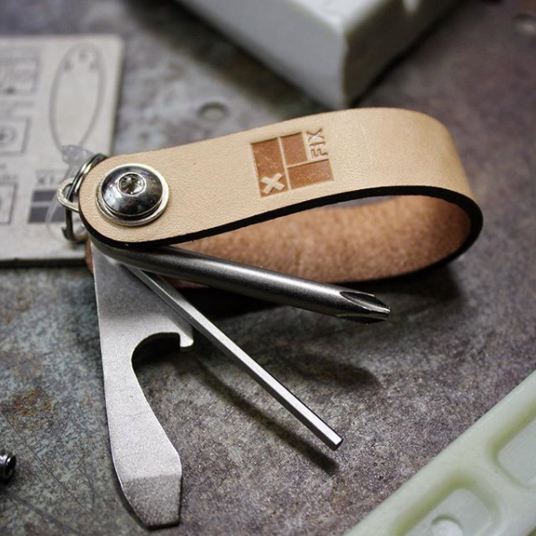 Fix Manufacturing SURF CLOAK KEYCHAIN 衝浪工具皮革鑰匙圈