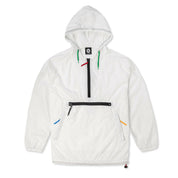 VAST 此款 可翻轉防風夾克一面採用全白設計，俏皮顏色的綁繩讓這件上衣不無聊。