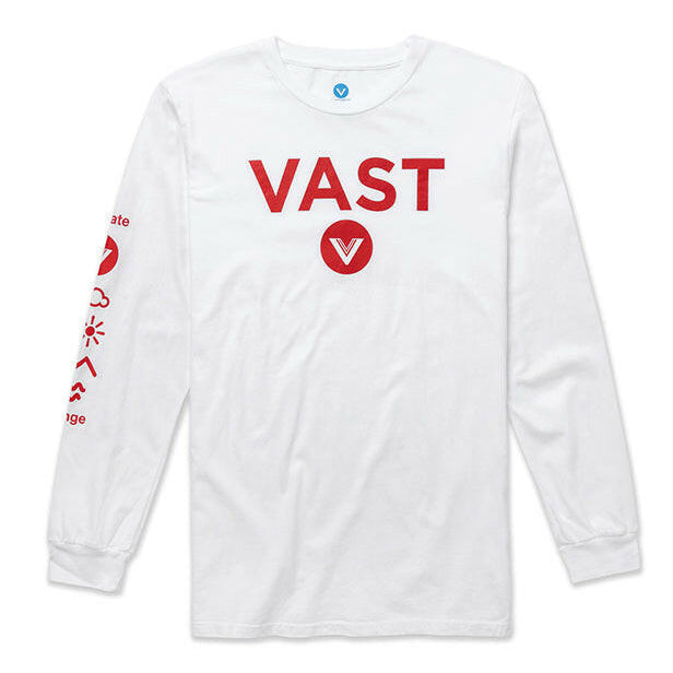 VAST經典LOGO圖騰與Nature Always Win系列大學T 的結合，象徵品牌對大自然的致敬與熱愛。