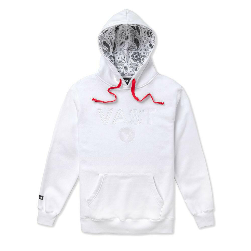 VAST Paisley 圖騰連帽長袖上衣採用單色設計，胸前印有經典 VAST 字體與圓形 V 標誌，右手腕點綴 VAST方形標誌，背後右下角則印有 Natural Elements 品牌圖樣，細節豐富卻不繁複。
