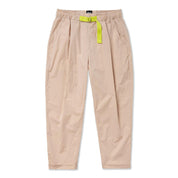 VAST 日常休閒長褲寬鬆的工作褲舒適卻又讓整體感覺隨性又搶眼。