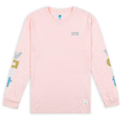 VAST Lower Case 長袖大學T 兩袖以趣味感十足的字母對比色設計營造活力氛圍，袖口則採羅紋針織收邊，俐落合身，展現簡約卻不單調的時尚風格。